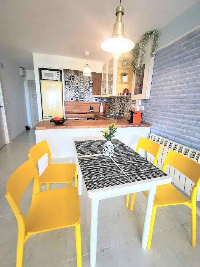 Happy Beachfront Apartment อัลเตอา ภายนอก รูปภาพ