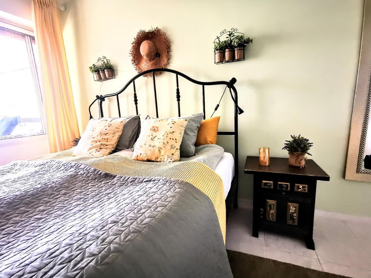 Happy Beachfront Apartment อัลเตอา ภายนอก รูปภาพ